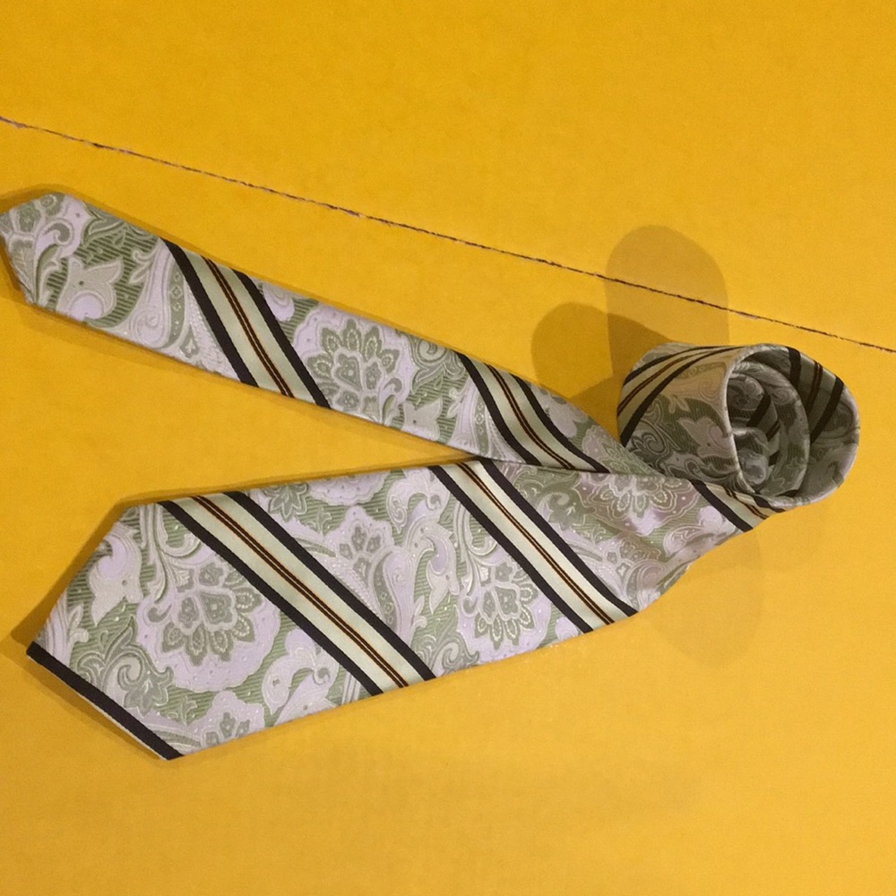 Necktie - Picture 2 of 2